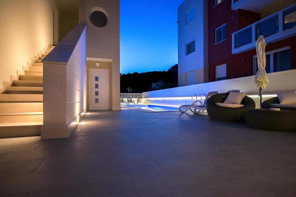 Lux Apartments Makarska Ngoại thất bức ảnh