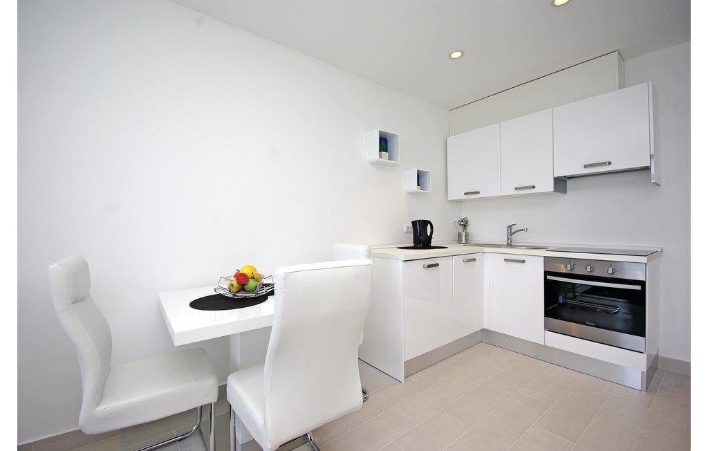 Lux Apartments Makarska Ngoại thất bức ảnh
